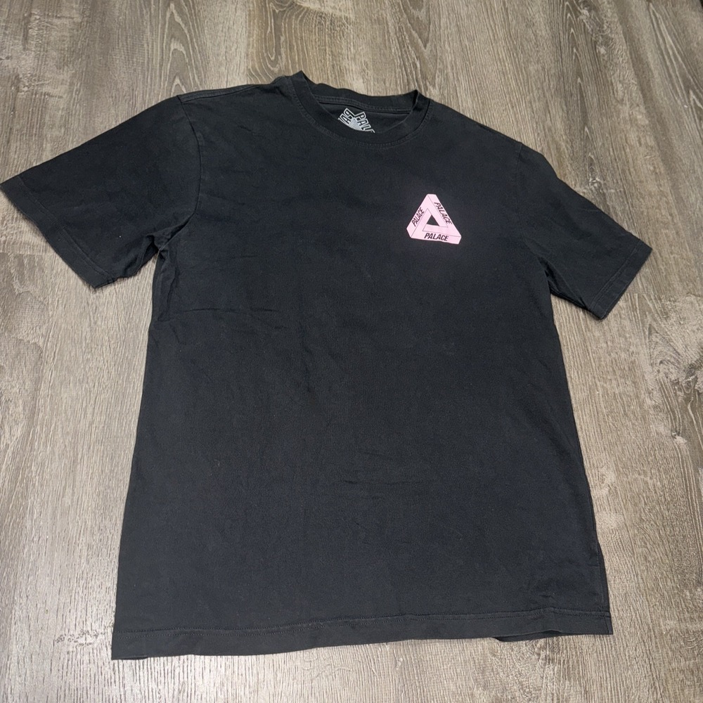 Palace Tri-To-Help T-Shirt Bubblegum Pink Streetwear L EUC Logo Hype Black